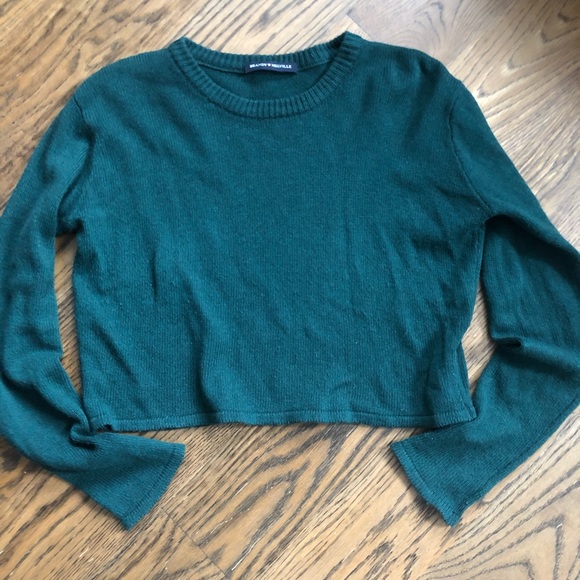 Brandy Melville Tops - Brandy Melville Cropped Sweater